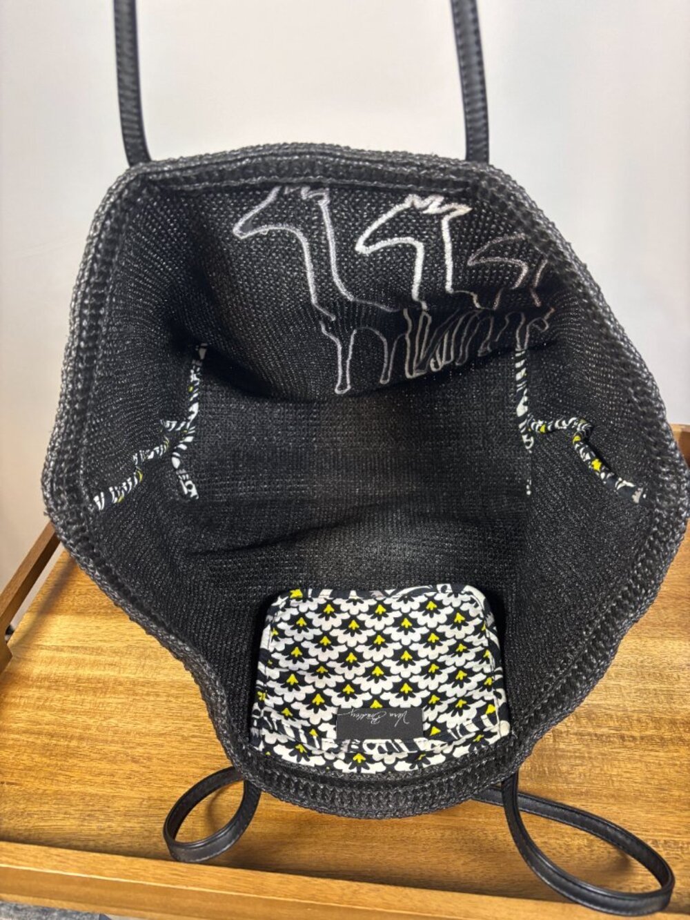 Vera Bradley Black Straw Fanfare Giraffe Applique Large Tote - Picture 6 of 7
